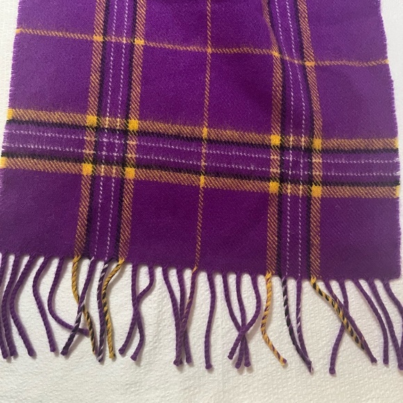 Edinburgh Lambswool Scarf - Picture 8 of 11